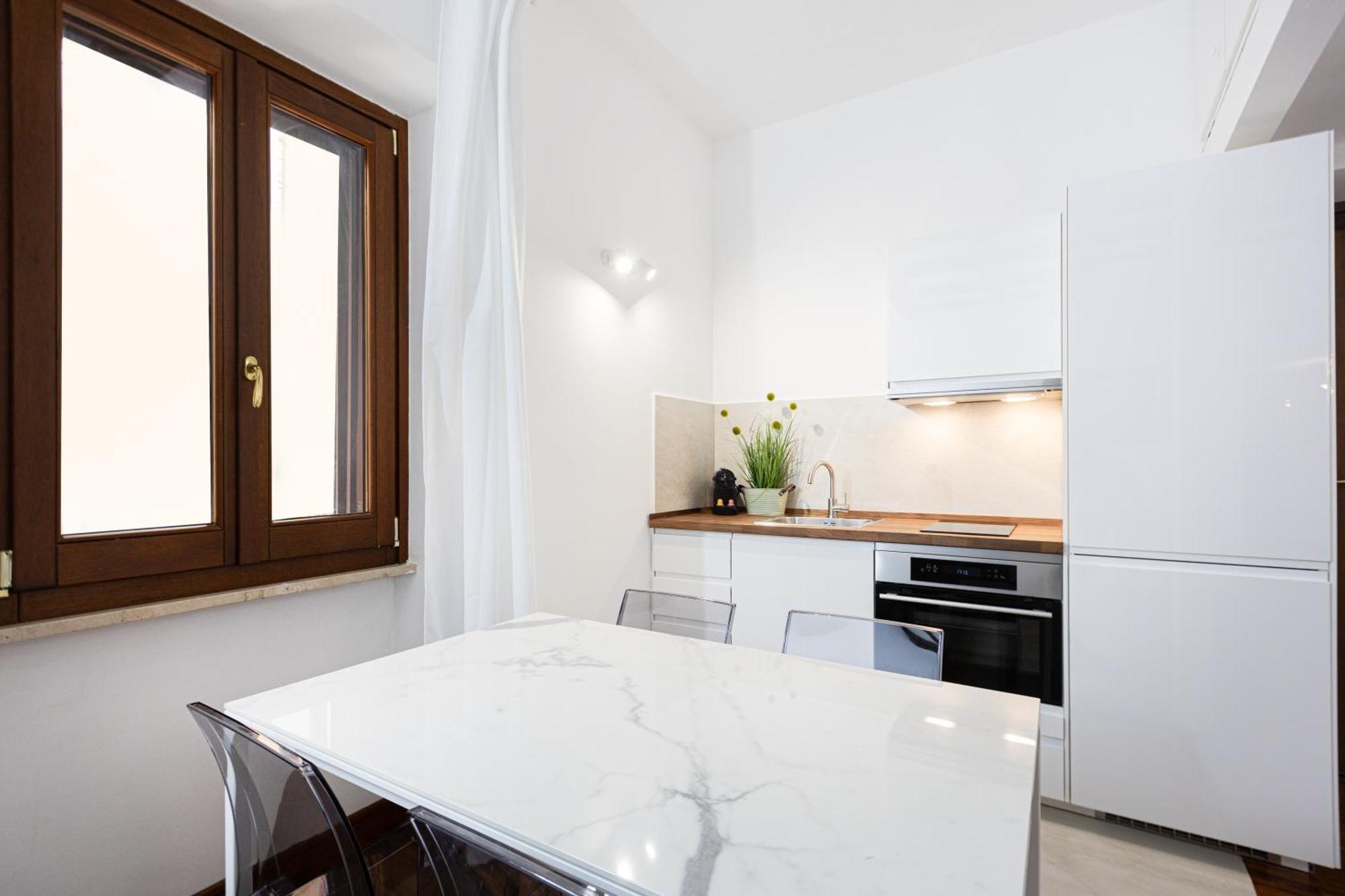 Vicolo Trevi By In Appartement *